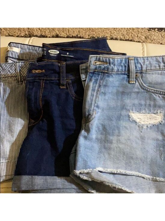 GAP Pants - BUNDLE OF 3 PAIRS OF JEANS G21